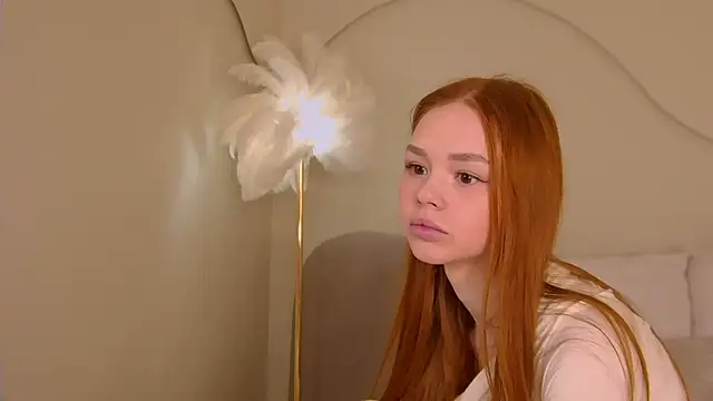 Snapshot of MiraBliss chatting on October 2025 07:58:02 PM MiraBliss online show from October 2025 07:58:02 PM