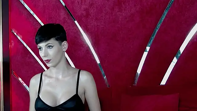 Roxxy Rouge online show from October 2025 04:08:01 PM