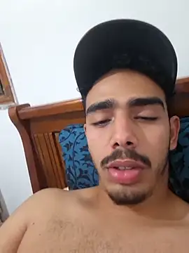 Snapshot of MATANAN31 chatting on November 2025 06:34:02 PM MATANAN31 online show from November 2025 06:34:02 PM