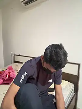 Hotswetie online show from March 2025 02:19:01 AM