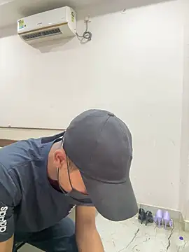 Hotswetie online show from March 2025 10:10:02 AM