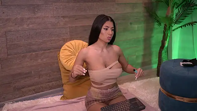 TanyaVonDe online show from September 2025 04:35:02 PM