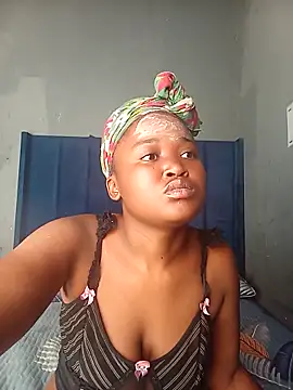 Snapshot of SexyShybarbie chatting on October 2025 07:05:01 AM SexyShybarbie online show from October 2025 07:05:01 AM