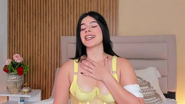 FatimaEvans online show from December 2025 09:28:02 PM