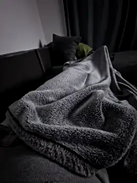 Smokeym123 online show from December 2025 05:43:01 AM