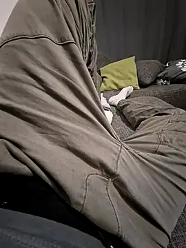 Snapshot of Smokeym123 chatting on October 2025 01:19:02 AM Smokeym123 online show from October 2025 01:19:02 AM