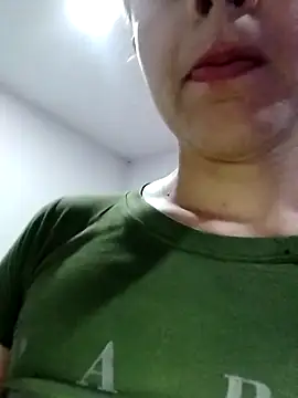 hotsexass online show from April 2026 11:17:02 AM