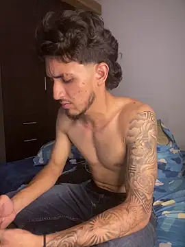 Snapshot of Zayn_kane chatting on June 2026 09:15:01 PM Zayn kane online show from June 2026 09:15:01 PM