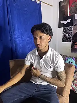 Snapshot of Zayn_kane chatting on October 2025 12:12:02 AM Zayn kane online show from October 2025 12:12:02 AM