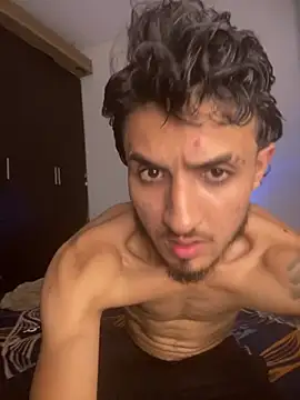 Snapshot of Zayn_kane chatting on June 2026 01:56:01 AM Zayn kane online show from June 2026 01:56:01 AM