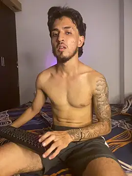 Snapshot of Zayn_kane chatting on June 2026 10:51:01 PM Zayn kane online show from June 2026 10:51:01 PM