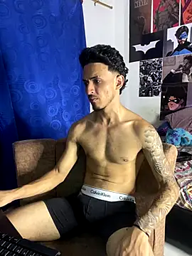 Snapshot of Zayn_kane chatting on September 2025 04:13:01 AM Zayn kane online show from September 2025 04:13:01 AM