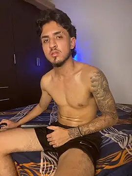 Snapshot of Zayn_kane chatting on June 2026 05:24:02 AM Zayn kane online show from June 2026 05:24:02 AM