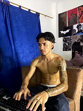 Snapshot of Zayn_kane chatting on October 2025 12:34:02 AM Zayn kane online show from October 2025 12:34:02 AM