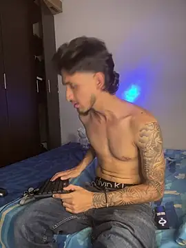 Snapshot of Zayn_kane chatting on July 2026 03:35:01 AM Zayn kane online show from July 2026 03:35:01 AM
