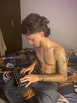 Snapshot of Zayn_kane chatting on July 2026 11:46:01 PM Zayn kane online show from July 2026 11:46:01 PM