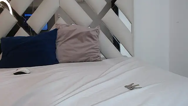 willow smitt online show from January 2026 11:46:01 AM