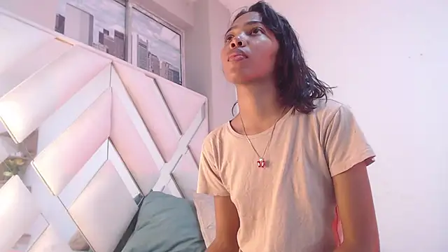 willow smitt online show from March 2026 02:48:01 PM