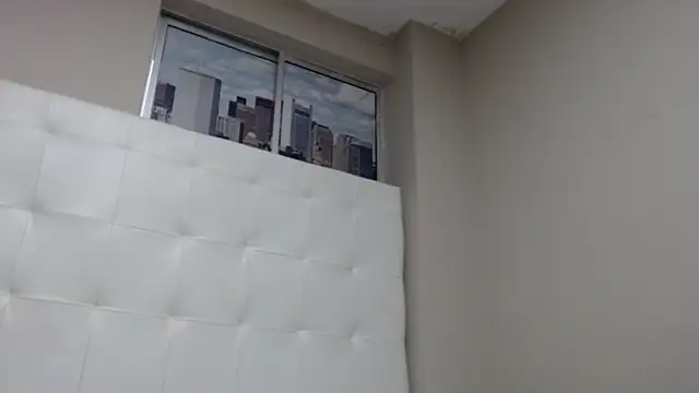 willow smitt online show from September 2025 12:44:02 PM