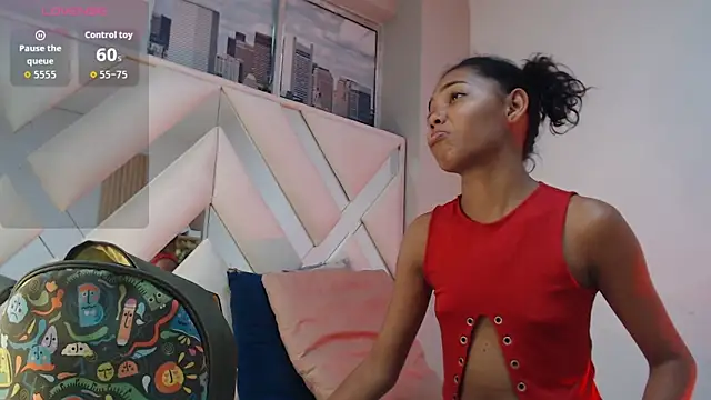 willow smitt online show from March 2026 01:30:02 PM