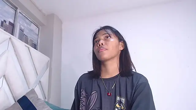 willow smitt online show from March 2026 01:23:02 PM