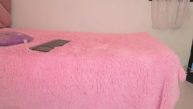 Snapshot of eva_sin18 chatting on June 2026 11:22:02 PM eva sin18 online show from June 2026 11:22:02 PM