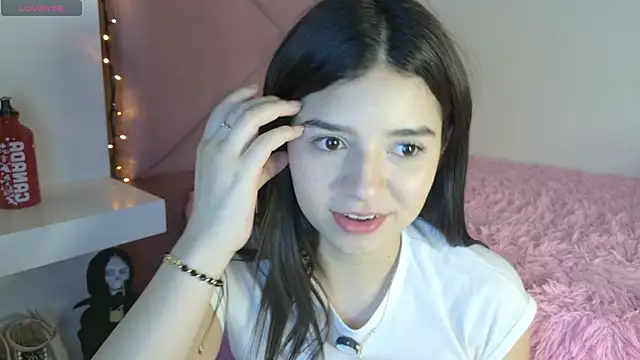 Snapshot of eva_sin18 chatting on February 2026 11:27:02 PM eva sin18 online show from February 2026 11:27:02 PM