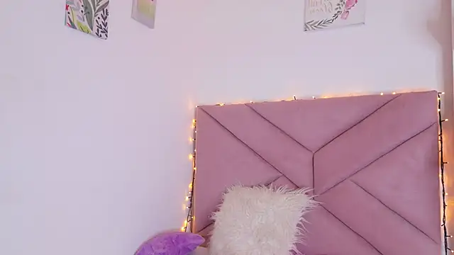 Snapshot of eva_sin18 chatting on February 2026 02:00:02 AM eva sin18 online show from February 2026 02:00:02 AM