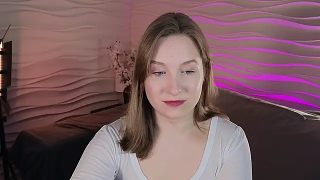 Snapshot of saint_trisha chatting on April 2026 08:27:01 PM saint trisha online show from April 2026 08:27:01 PM