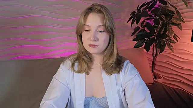 Snapshot of saint_trisha chatting on June 2026 08:13:02 PM saint trisha online show from June 2026 08:13:02 PM