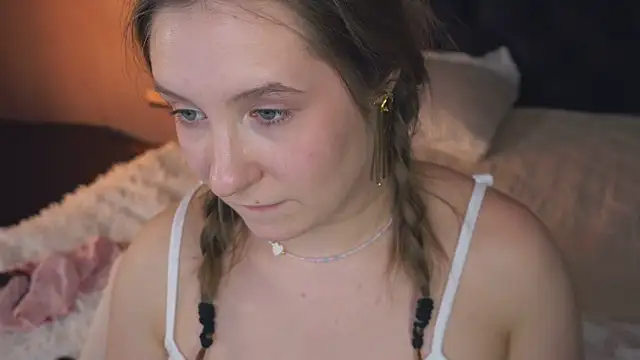 saint trisha online show from February 2026 04:41:02 AM