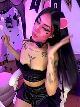 Snapshot of Kendramillerr_1 chatting on October 2025 03:05:02 AM Kendramillerr 1 online show from October 2025 03:05:02 AM