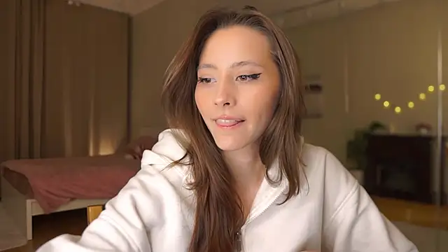 EditaBails online show from February 2026 07:21:02 PM