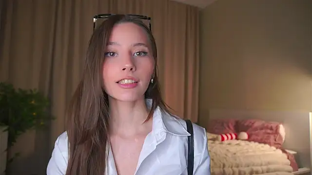 EditaBails online show from March 2026 07:18:02 PM