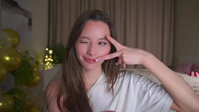 EditaBails online show from March 2026 07:37:02 PM