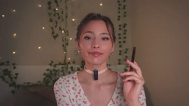 Snapshot of EditaBails chatting on November 2025 07:08:02 PM EditaBails online show from November 2025 07:08:02 PM