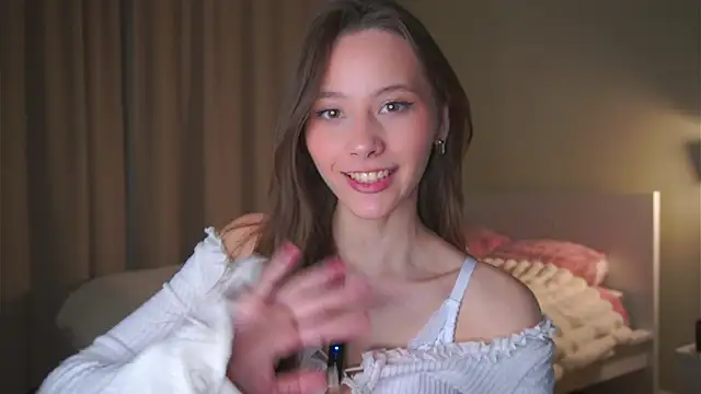 EditaBails online show from March 2026 07:37:01 PM