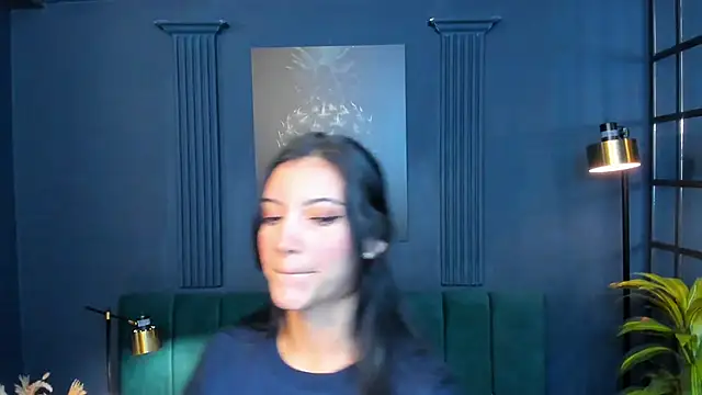 Snapshot of roxy_hell chatting on February 2026 01:05:02 PM roxy hell online show from February 2026 01:05:02 PM