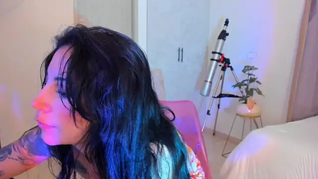 roxy hell online show from March 2026 09:15:01 PM