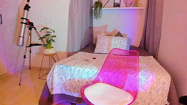 roxy hell online show from March 2026 04:46:01 PM