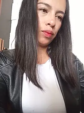 Snapshot of Nathaly_12 chatting on May 2026 06:17:01 PM Nathaly 12 online show from May 2026 06:17:01 PM