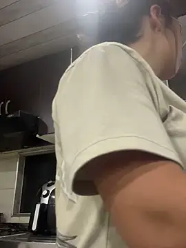 Snapshot of Nathaly_12 chatting on November 2025 05:44:02 AM Nathaly 12 online show from November 2025 05:44:02 AM