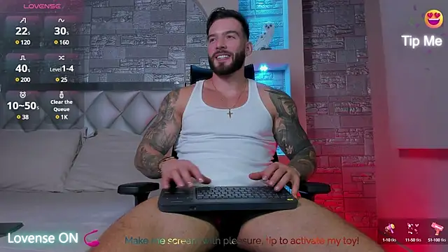 OLIVER COLT online show from March 2025 03:04:02 PM