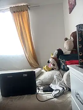 VictoriaGerard Pink online show from October 2025 03:44:01 PM