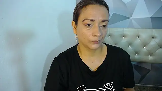 Milf-Prettyboobs online show from November 2025 11:13:02 AM