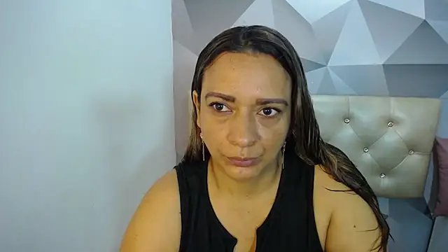 Milf-Prettyboobs online show from December 2025 10:47:01 AM