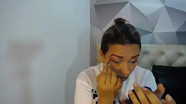 Milf-Prettyboobs online show from November 2025 11:09:02 AM