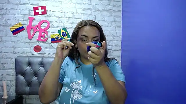Snapshot of Milf-Prettyboobs chatting on June 2026 10:54:01 AM Milf-Prettyboobs online show from June 2026 10:54:01 AM