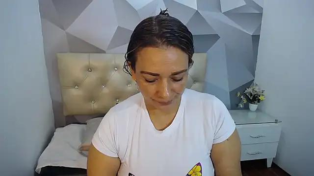 Milf-Prettyboobs online show from October 2025 11:09:02 AM