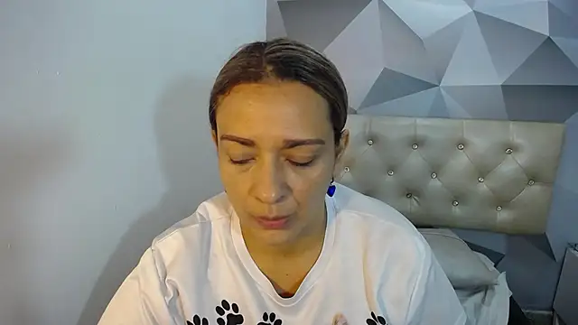 Milf-Prettyboobs online show from December 2025 10:52:01 AM